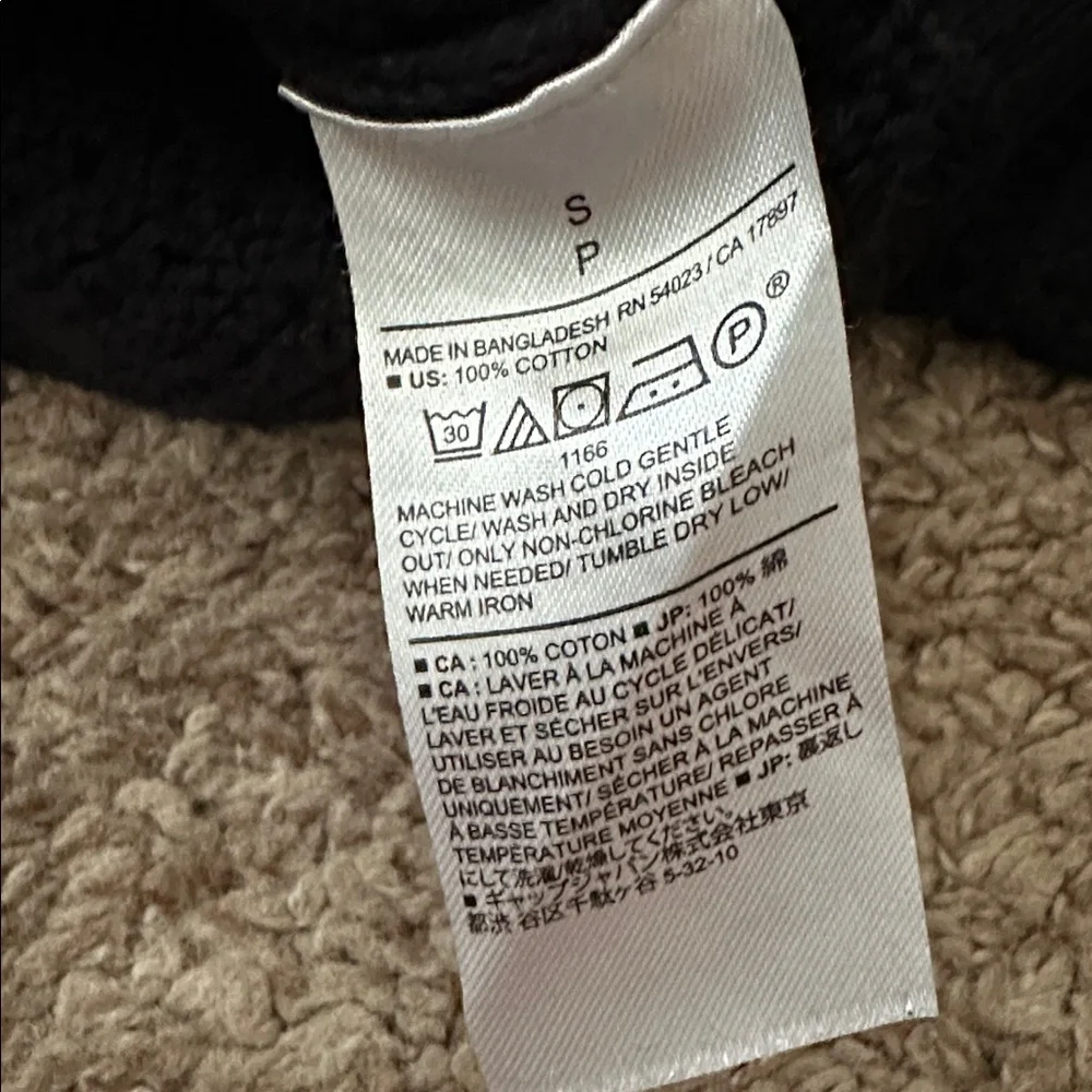 Banana Republic sweater size small